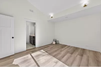 241 S Riverside Drive, Villa Park, IL 60181 - Photo 13