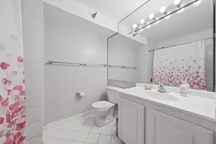 345 N La Salle Dr, Chicago, IL 60654 - Photo 11
