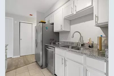 345 N La Salle Drive #401, Chicago, IL 60654 - Photo 9
