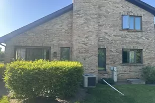 1767 Pebble Beach Dr, Hoffman Estates, IL 60169 - Photo 7