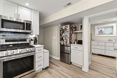 1715 W Balmoral Avenue, Chicago, IL 60640 - Photo 31