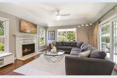 348 E Woodland Road, Lake Bluff, IL 60044 - Photo 9