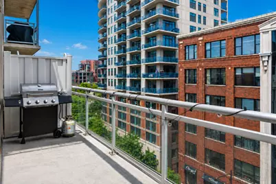 757 N Orleans Street #610, Chicago, IL 60654 - Photo 9