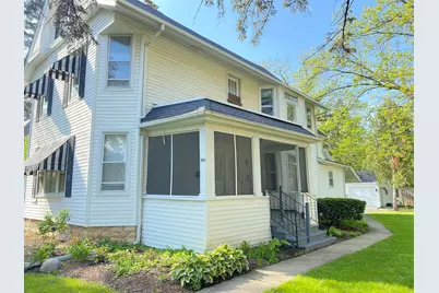 1111 Garfield Avenue #B, Aurora, IL 60506 - Photo 3