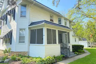 1111 Garfield Ave, Aurora, IL 60506 - Photo 3