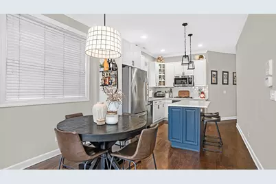1131 W Wolfram Street #2, Chicago, IL 60657 - Photo 5