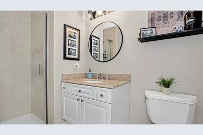 1131 W Wolfram Street #2, Chicago, IL 60657 - Photo 13