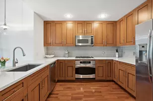 160 E Illinois St, Chicago, IL 60611 - Photo 7