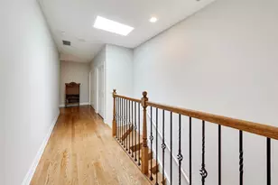 5404 W Leland Ave, Chicago, IL 60630 - Photo 17
