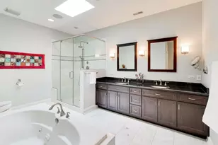 5404 W Leland Ave, Chicago, IL 60630 - Photo 21