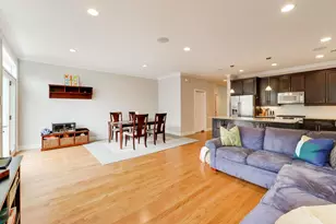5404 W Leland Ave, Chicago, IL 60630 - Photo 15