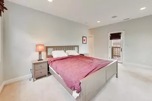 5404 W Leland Ave, Chicago, IL 60630 - Photo 19