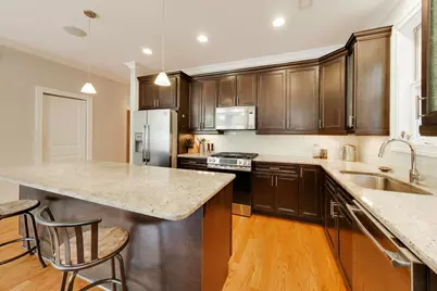 5404 W Leland Avenue, Chicago, IL 60630 - Photo 11