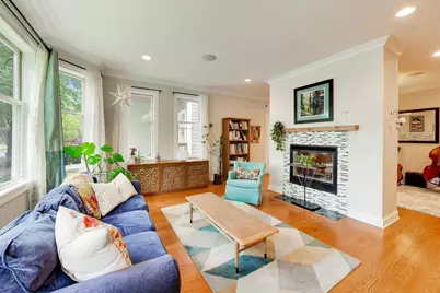 5404 W Leland Avenue, Chicago, IL 60630 - Photo 3