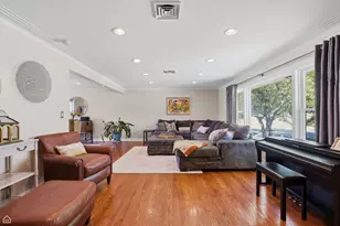 9632 Massasoit Ave, Oak Lawn, IL 60453 - Photo 3