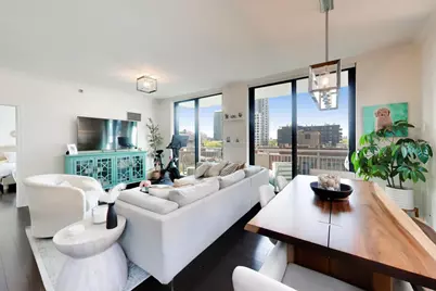 421 W Huron Street #604, Chicago, IL 60654 - Photo 5