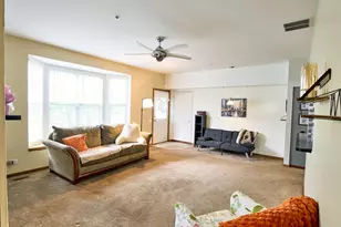 268 Gazebo Ln, Lombard, IL 60148 - Photo 5