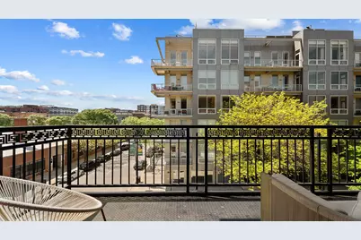 1040 W Adams Street #372, Chicago, IL 60607 - Photo 9