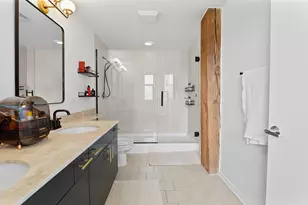 1040 W Adams St, Chicago, IL 60607 - Photo 17