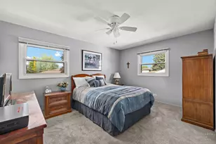 632 Polynesian Dr, Des Plaines, IL 60016 - Photo 13