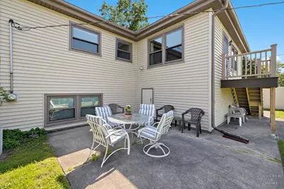 632 Polynesian Drive, Des Plaines, IL 60016 - Photo 27
