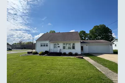 101 7th Street, Mendota, IL 61342 - Photo 1