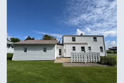101 7th Street, Mendota, IL 61342 - Photo 3