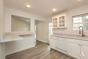 10231 Hawthorne Dr, Orland Park, IL 60462 - Photo 11