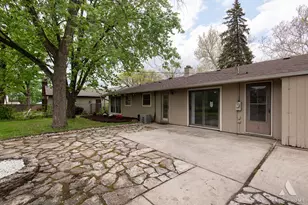 10231 Hawthorne Dr, Orland Park, IL 60462 - Photo 25