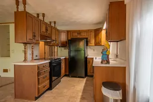 1839 W 1st St, Dixon, IL 61021 - Photo 5