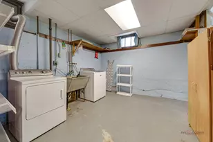 1027 St John St, Elgin, IL 60120 - Photo 25