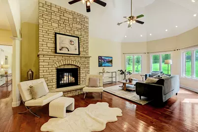 8827 Palisades Road, Burr Ridge, IL 60527 - Photo 13