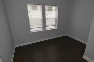 7240 S Cornell Ave, Chicago, IL 60649 - Photo 9