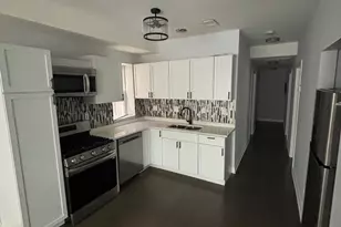 7240 S Cornell Ave, Chicago, IL 60649 - Photo 5