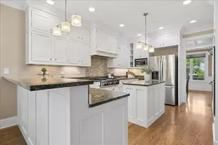 407 McKinley Ave, Libertyville, IL 60048 - Photo 9