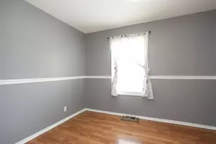 111 Elm Ln, Streamwood, IL 60107 - Photo 15