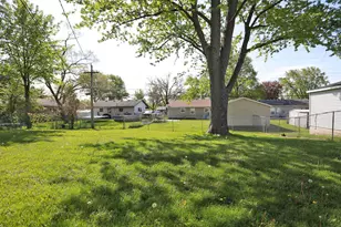 111 Elm Ln, Streamwood, IL 60107 - Photo 9