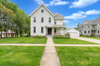 127 S Vail Street, Geneseo, IL 61254 - Photo 1