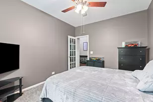 2030 Lucca Ct, Elgin, IL 60123 - Photo 13