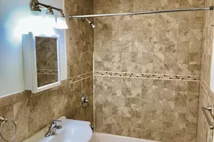 2401 W Balmoral Ave, Chicago, IL 60625 - Photo 3