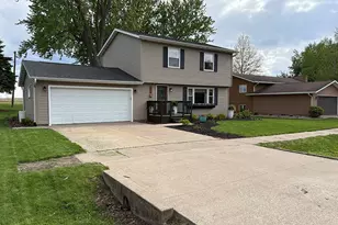 134 Riverview Dr, Albany, IL 61230 - Photo 3