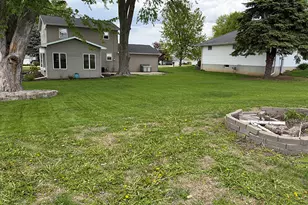 134 Riverview Dr, Albany, IL 61230 - Photo 5