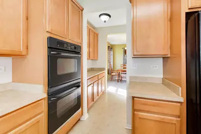 615 Paris Avenue, Oswego, IL 60543 - Photo 11