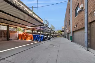 1152 W Roscoe St, Chicago, IL 60657 - Photo 17