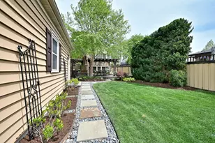 114 S Poplar Ave, Elmhurst, IL 60126 - Photo 61