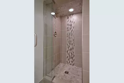 114 S Poplar Avenue, Elmhurst, IL 60126 - Photo 33