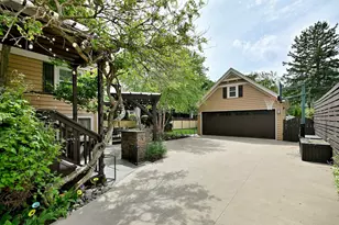 114 S Poplar Ave, Elmhurst, IL 60126 - Photo 51