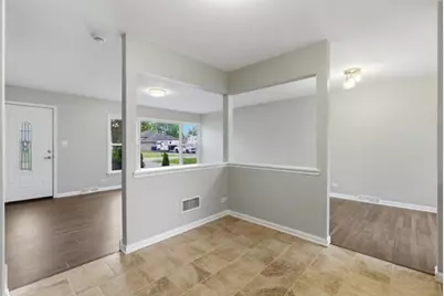 1218 174th Street, Hazel Crest, IL 60429 - Photo 3
