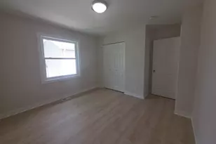 306 Brierhill Dr, Round Lake Park, IL 60073 - Photo 15
