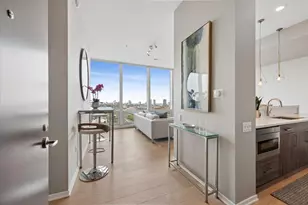 500 W Superior St, Chicago, IL 60654 - Photo 5